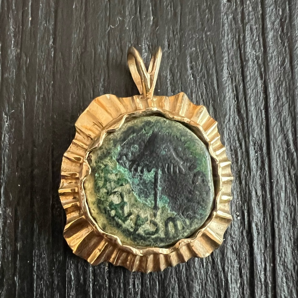 Coins of the Bible Ancient Gold Coin Pendant 🏆🌟💛